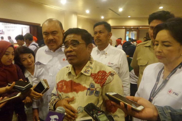 anggota-dprd-bertanya-siapa-pejabat-yang-usulkan-bedah-rumah-jelang-pilkada
