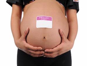 Merangkai Nama Bayi pun Bisa Jadi Bisnis