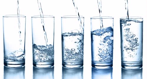 5 jenis air berbahaya yang sering kita konsumsi