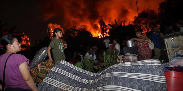 Puluhan Rumah di Jalan Kalimati, Benhil, Jakarta Pusat dilalap Api