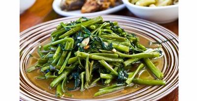 Tak Benar Makan Kangkung Bikin Lemas 