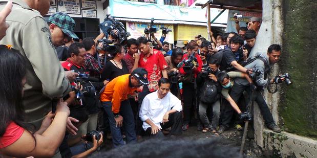 &#91;apa kerja bakti baru kali ini&#93; Jokowi Apresiasi Relawan Jakarta Bersih