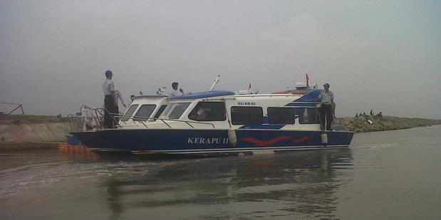 Warga Heran, Naik Kapal "Waterway" Kok Gratis?