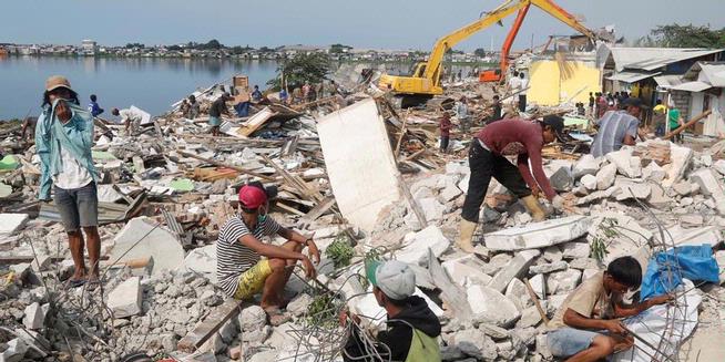 (bukan berita panasbung) Normalisasi Lahan Waduk Pluit Lebih Cepat dari Target