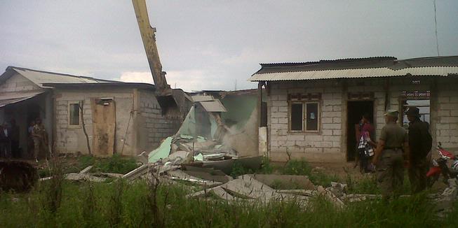 (bukan berita panasbung) Normalisasi Lahan Waduk Pluit Lebih Cepat dari Target