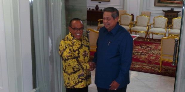 (Temu SBY-ICAL) Ical Setuju Bantuan Langsung Tunai