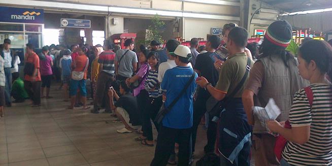 Calon Penumpang KA Lebaran Diminta Beli Tiket OnLine