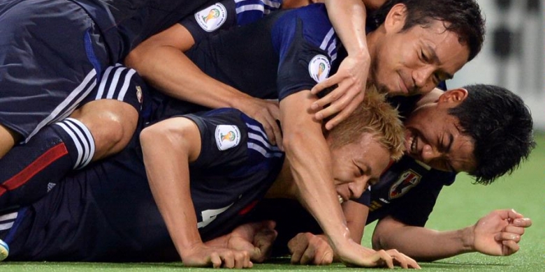 Everton &quot;Curi&quot; Honda dari Incaran Milan?