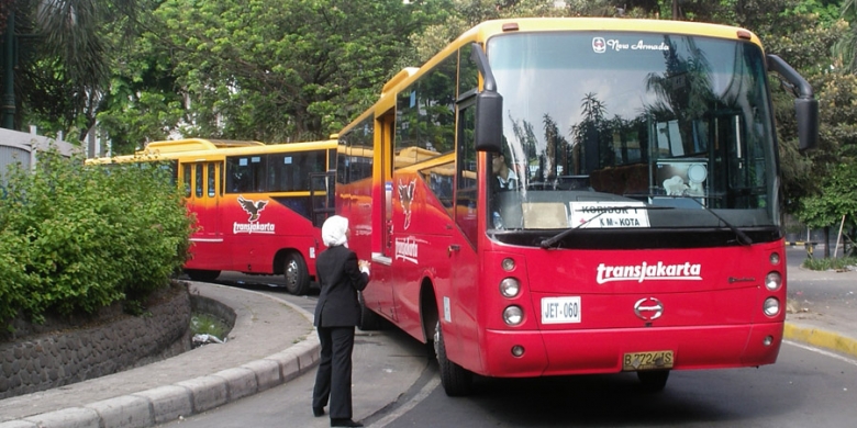 Ratusan Bus Pesanan Jokowi Terancam Sia-sia