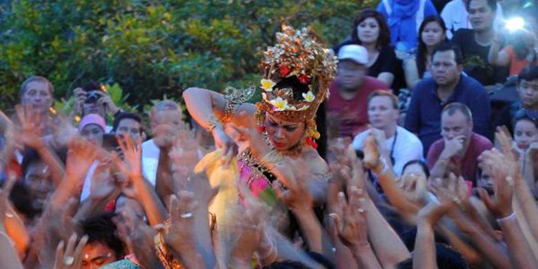 KTT APEC Promosikan Seni Budaya Bali