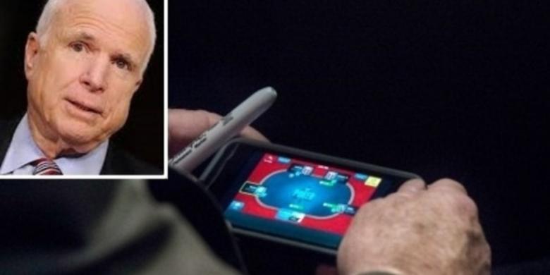 Senator AS main game POKER pas debat serang suriah