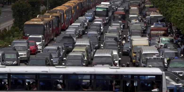 Tanpa Mobil Murah aja, Polda Metro Jaya Proyeksikan 2014 Jakarta Bisa Macet Total