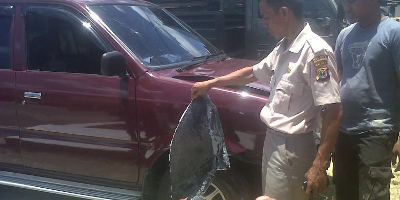 BRAK..!!! Anak SMA bawa Mobil main Tabrak-Tabrakan...