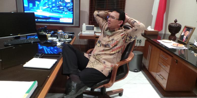 AHAA..!!! AHOK Punya &quot;Mainan&quot; Baru, Makanya Dia Betah Di Balai Kota