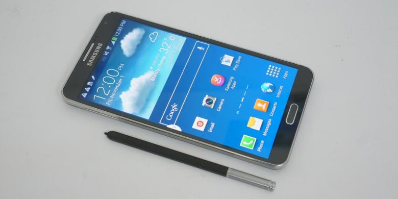  Samsung Galaxy Note 4 Akan Pakai RAM 4 GB, 128 GB Memory Dan Kamera 20 MP 