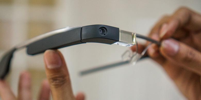 **Menjajal Sensasi Google Glass di Jakarta**