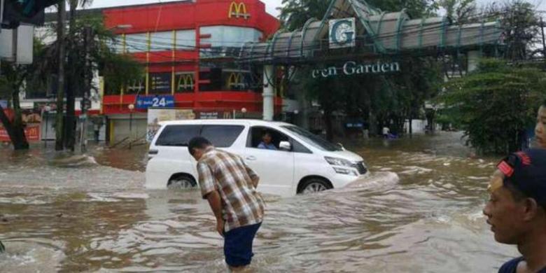 &#91;29 Januari 2014&#93; Banjir Ibu Kota Dalam Jepretan Kamera