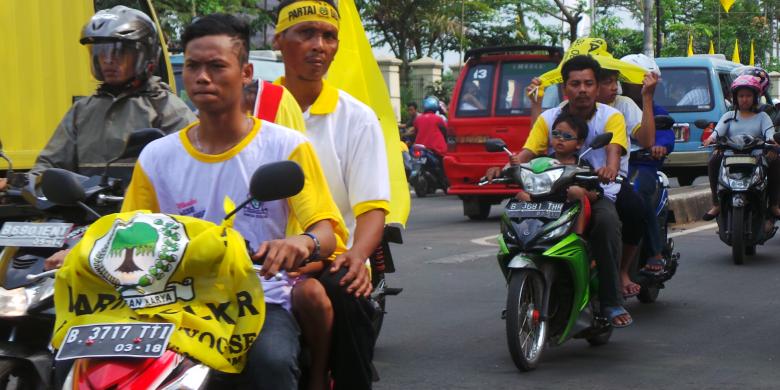 &#91;Padi Mulai Menguning?&#93; Datang ke Kampanye Partai, Mereka Cuma Mau &quot;Dangdutan&quot;...