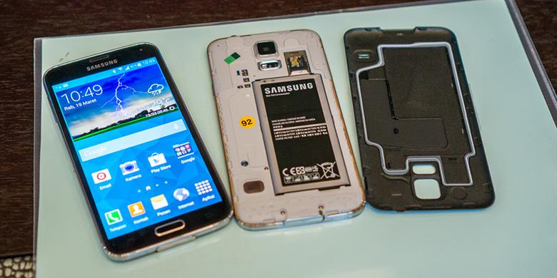 Galaxy S5 + Harga