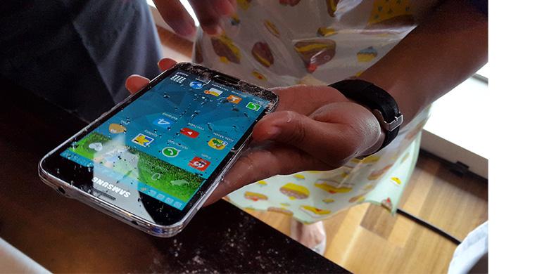 Galaxy S5 + Harga