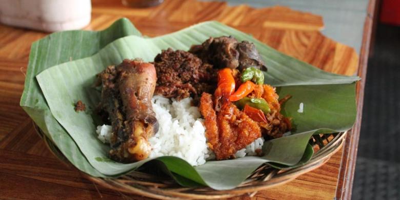 gudeg-yu-djum-aromanya-sangat-khas