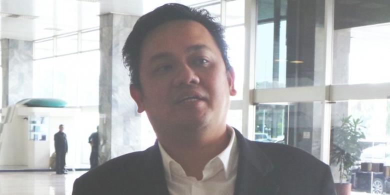 farhat-komentari-tagar-ripfarhatabbas-yang-mendunia
