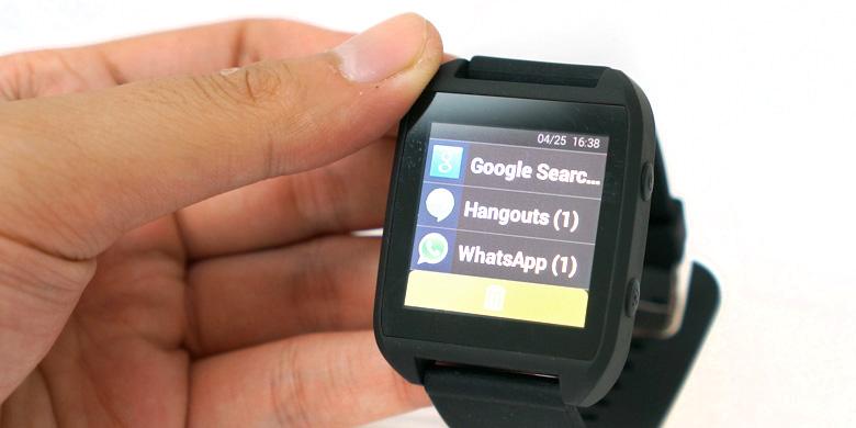 Mencoba Jam Tangan Android Kitkat 