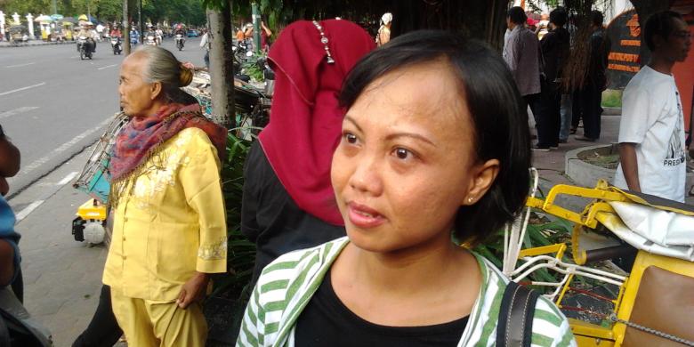 &#91;From Jogja With Love&#93; Dukung Jokowi, Harry Van Jogja Genjot Becak ke Jakarta