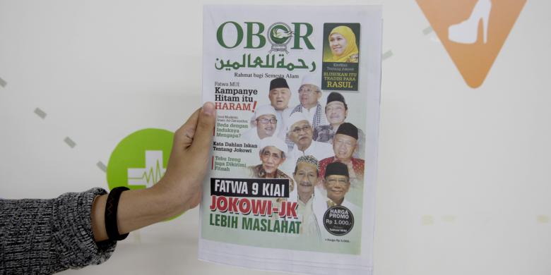 tangkal-fitnah-terhadap-jokowi-relawan-terbitkan-tabloid-quotobor-rahmatan-lil-alaminquot