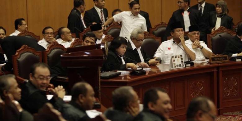 serahkan-berkas-ke-mk-tim-prabowo-hatta-mengaku-tak-kesulitan-perbaiki-gugatan
