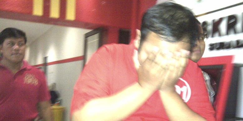 Dibongkar, Forum Obrolan "Online" Para Mucikari PSK