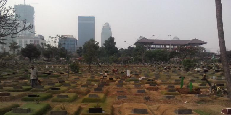 "Di Jakarta, Ternyata Orang Mau Mati Saja Susahnya Minta Ampun..."