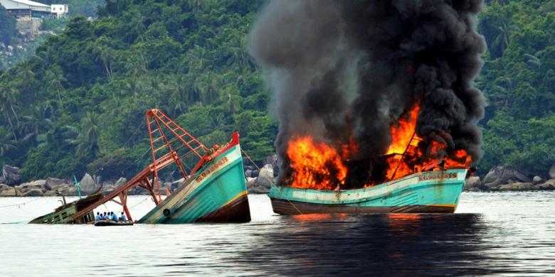 &#91;FITNAH PKS&#93; Kapal 'Rongsokan' Yang Ditenggelamkan Hasil Tangkapan Tahun 2012