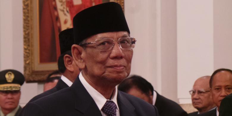"Kiai Politik" Hasyim Muzadi Tolak Hasil Muktamar NU. Mau bikin "NU-Perjuangan"?