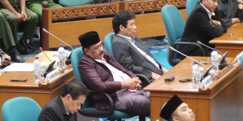 Tidur Saat Ahok Pidato? Anggota DPRD Ini Mengaku Sedang Merenungi Pidato Ahok