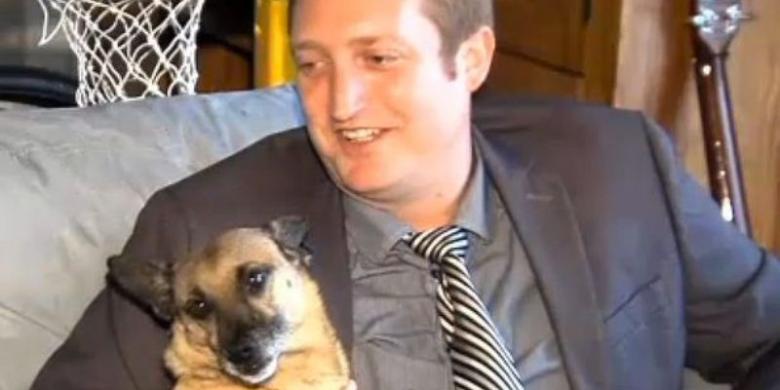 Berkomentar di Medsos Ingin Menikahi Anjing, Pria Florida Dipecat