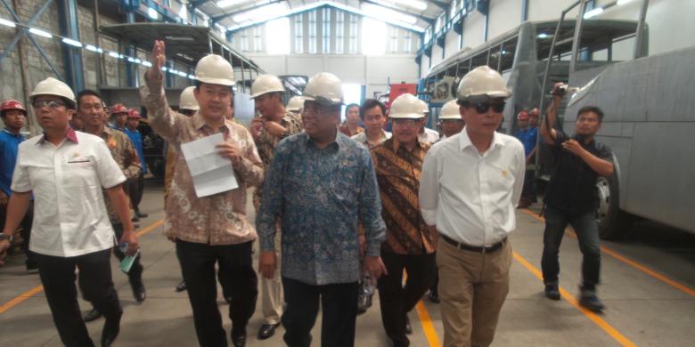 "Scania Ini Bus China?"