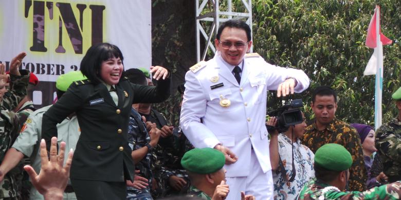 &#91;Gub Kitak2&#93; Tentara &quot;Ngakak&quot; Lihat Ahok Heboh Joget &quot;Goyang Dumang&quot;