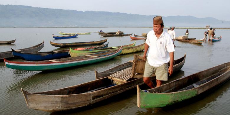 kedalaman-tinggal-2-meter-benarkah-danau-limboto-bocor