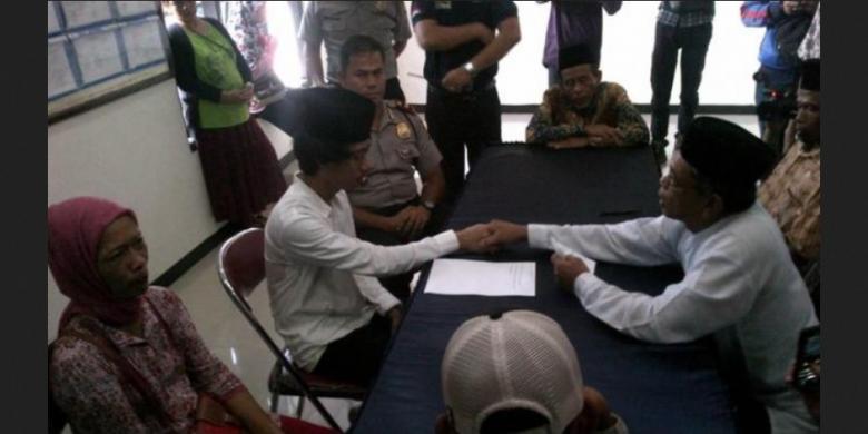 gara-gara-mencuri-untuk-nikah-akhirnya-ijab-kabul-di-polsek