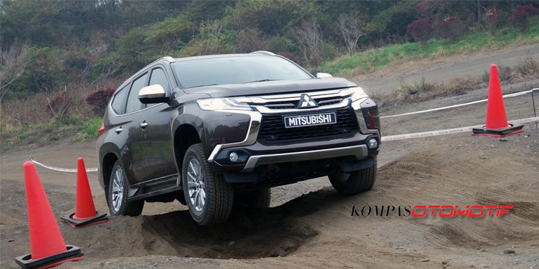 Toyota Fortuner Sambut Peluncuran Mitsubishi Pajero Sport
