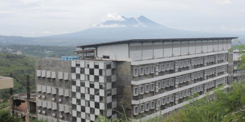 wapres-dan-menpora-dijadwalkan-sambangi-proyek-p3so-hambalang-yang-terbengkalai