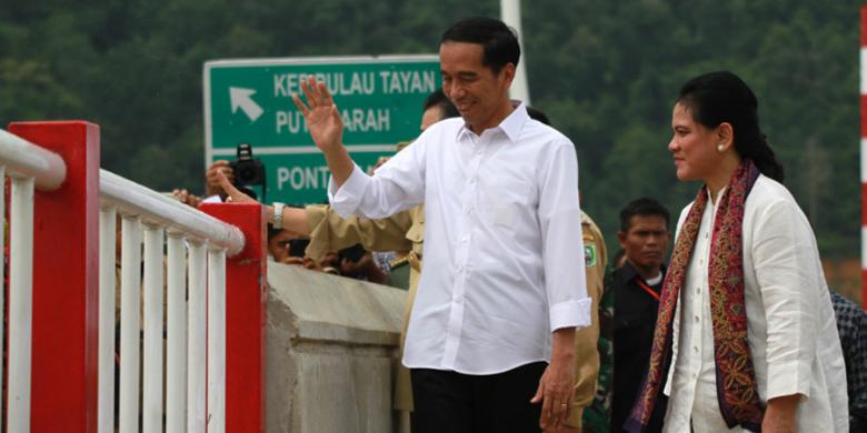 Resmikan Jembatan Terpanjang di Kalimantan, Jokowi: Kok Bisa Cepat Selesai?