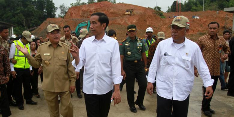 JOKOWI: Kenapa Saya Selalu ke Lapangan? Kesulitan Akan Selesai...