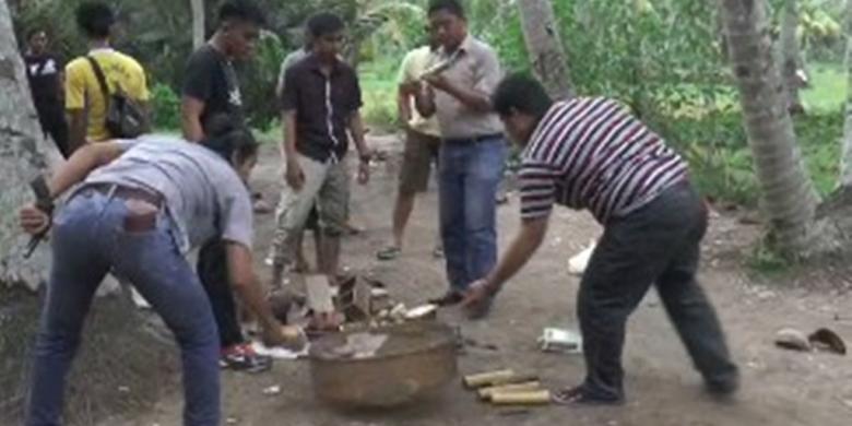 Gerebek Judi Jangkrik hingga Letuskan Tembakan, Polisi Hanya Tangkap Seorang Kakek