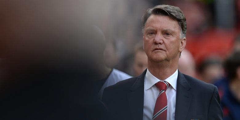 Manchester United Pecat Louis van Gaal