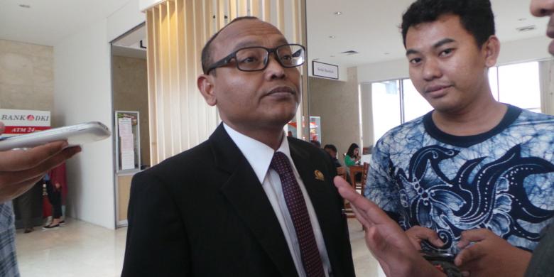 Politisi Gerindra Berkelit Saat Dikonfirmasi soal Uang Suap Raperda Reklamasi