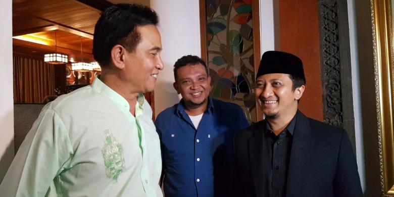 Tengah Malam Ustadz Yusuf Mansyur Sambangi Kediaman Yusril, Ada Apa?