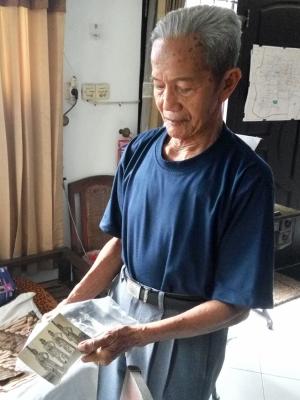 Pensiunan Guru yang Tetap menjadi Guru