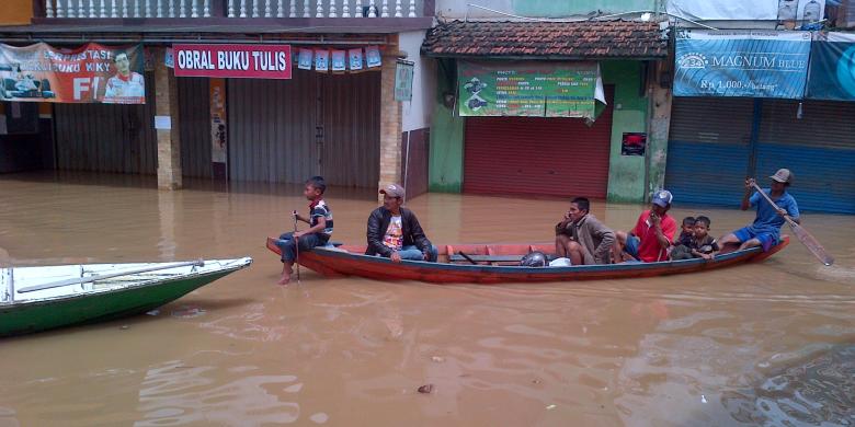 Banjir Kembali Terjang Kabupaten Bandung, 556 Warga Mengungsi